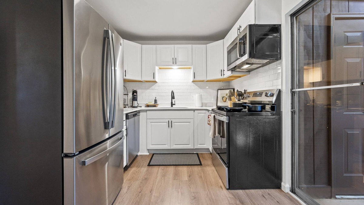 Glen Iris Apartment | Beacon Nest Homewood Hideaway - Family/Wifi/Patio