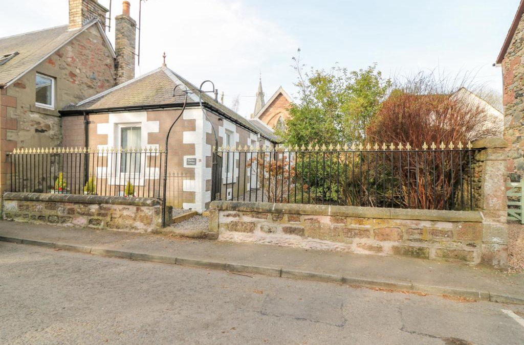 Murthly House | Beadles Cottage
