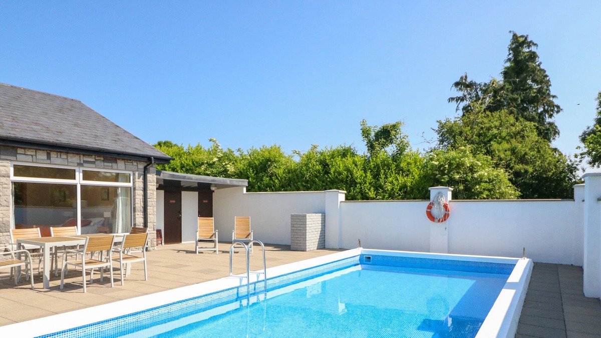 Kenmare House | BEAMORE HOUSE, family friendly, with pool in Kenmare, County Kerry