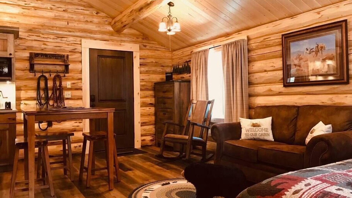 Kila Cabin | Bear Cabin at Cross WM Ranch - AC/Laundry included