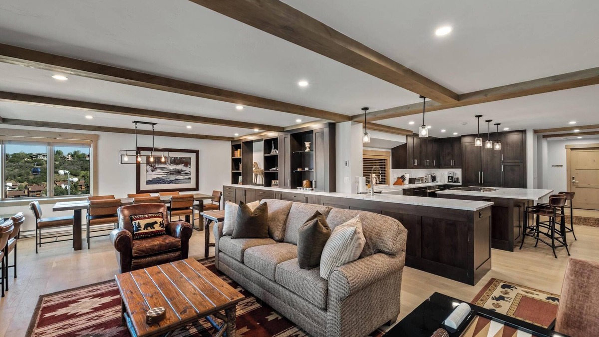 Steamboat Springs Condo | Bear Claw 206 Luxury Mountain Condo With Ski-In/Ski-Out Access!
