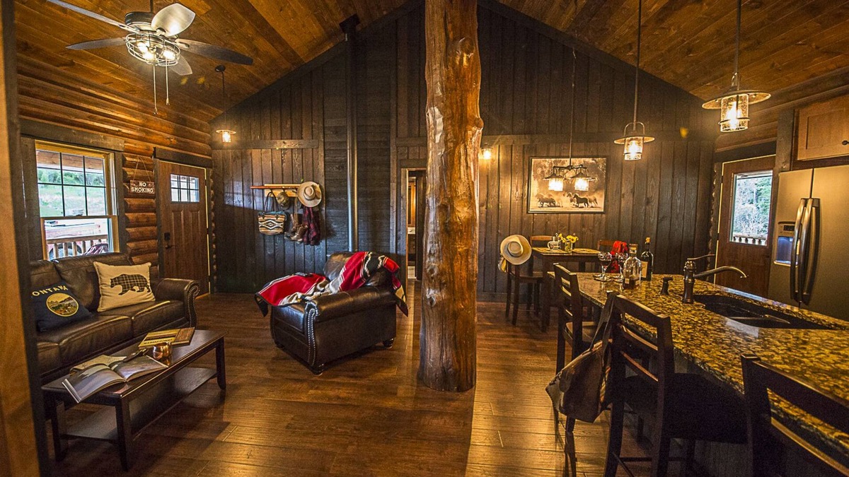 Jardine Cabin | Bear Creek Cabin 3 - 2 bed, 2 bath cabin, sleeps 6