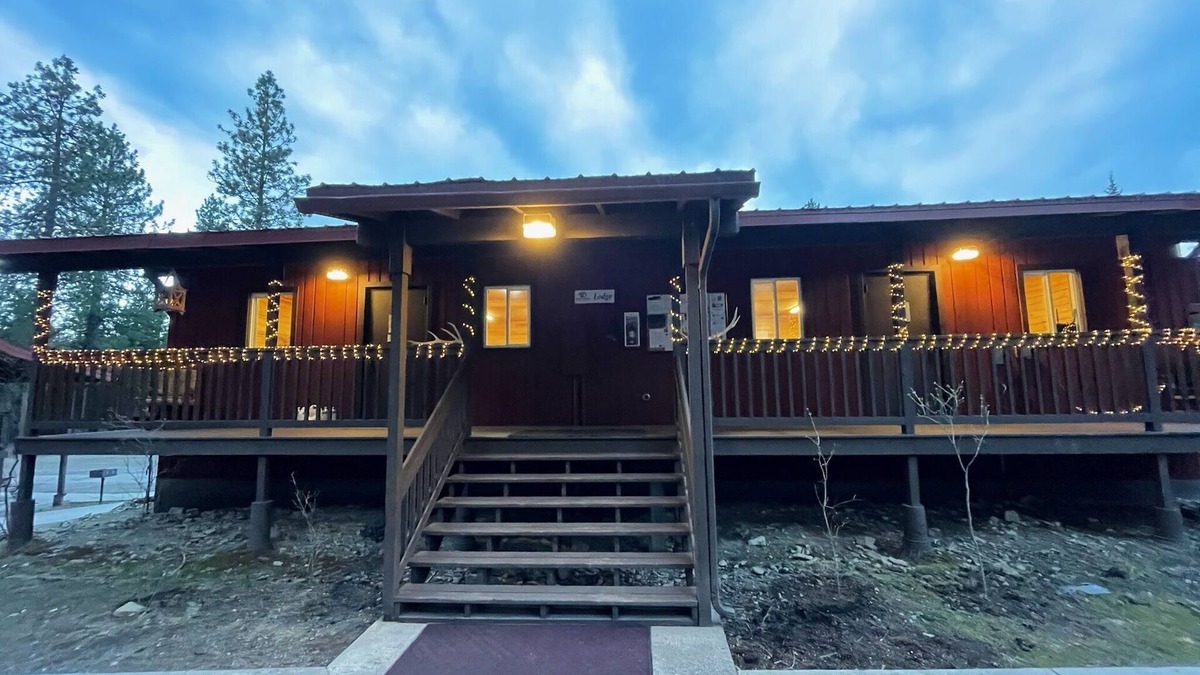 Thompson Falls Cabin | Bear Creek Resort, Lower Cabin Suite (1 King Bed), Lower Cabin Suite (1 King Bed)