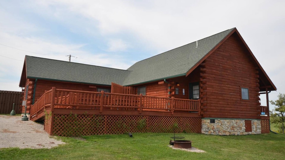 Moravia Cabin | Bear Cub - Sleeps up to Four