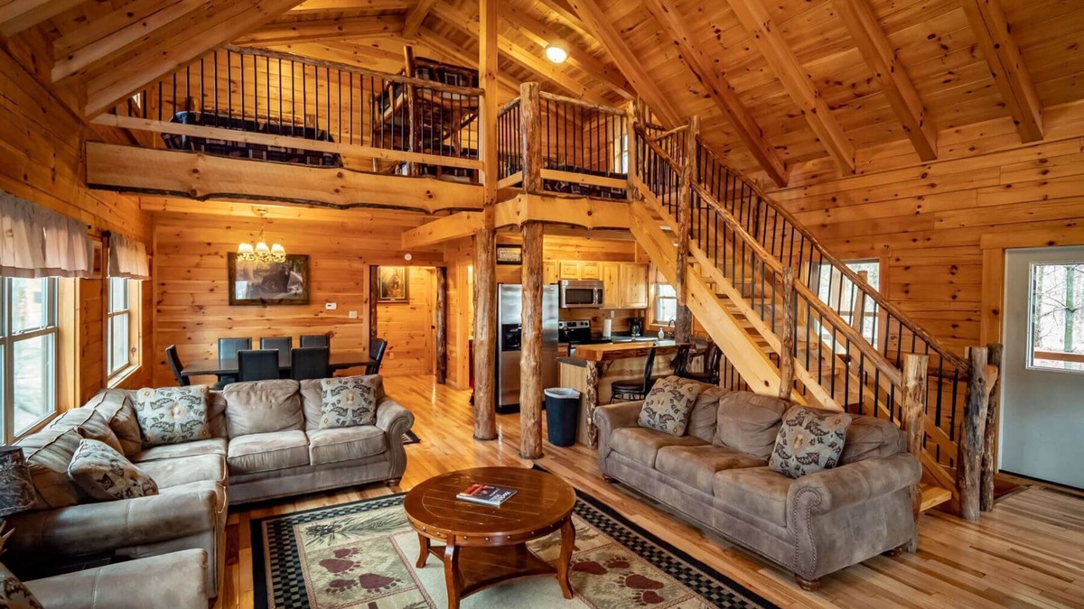 Logan Cabin | Bear Fork Lodge by The Inn & Spa at Cedar Falls