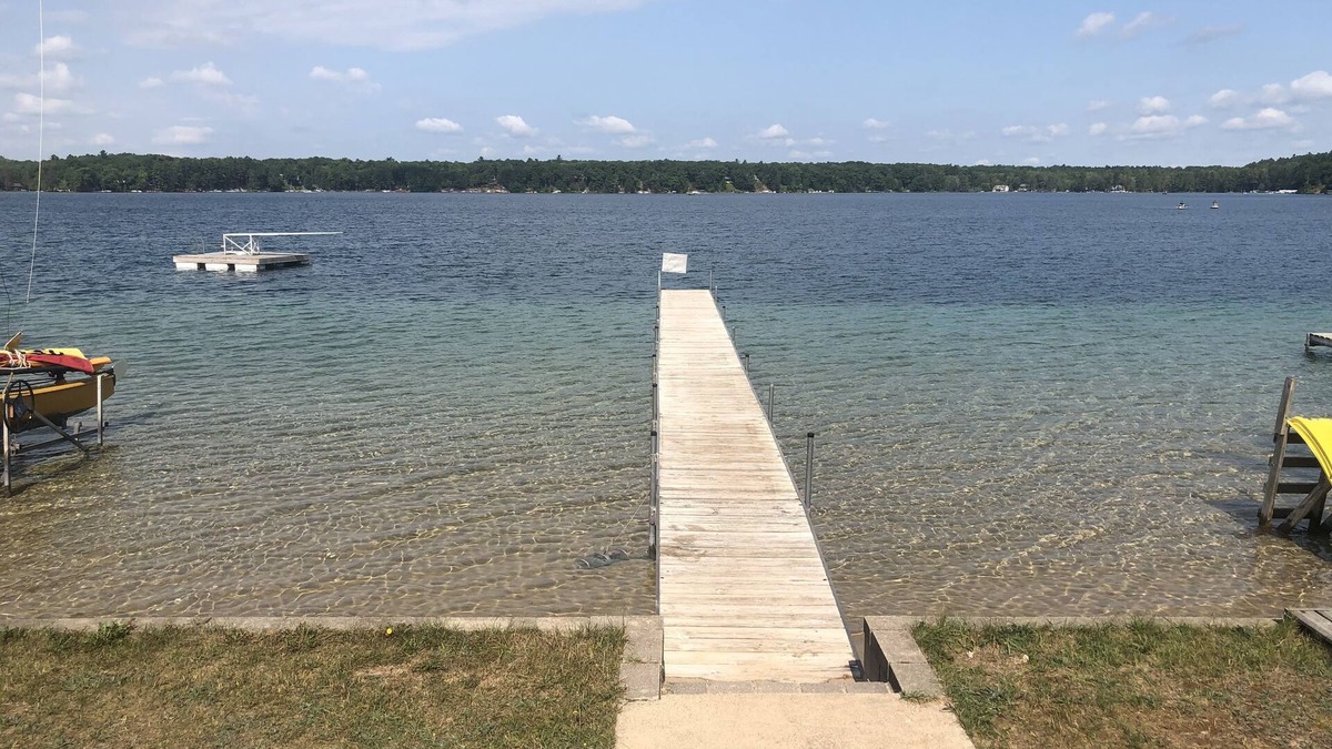 Kalkaska House | Bear Lake Kalkaska, MI Lakefront with beautiful sandy beach