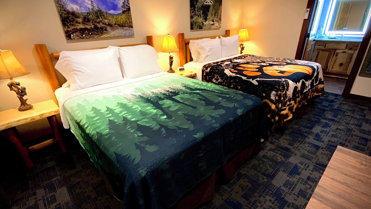 Grants Pass House | Bear Mountain -Suite 7