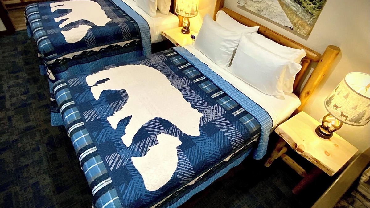 Grants Pass House | Bear Mountain -Suite 8