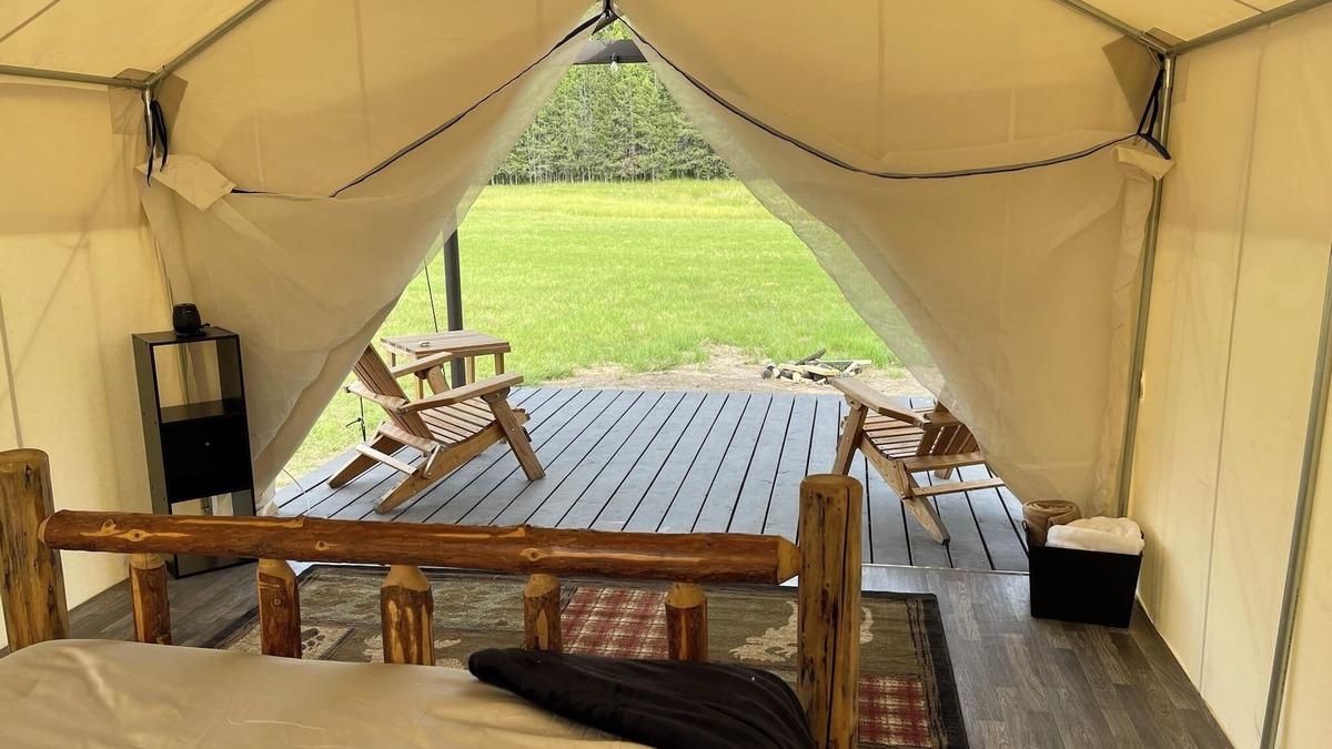Marion RV Rental | Bear Paw Glamper