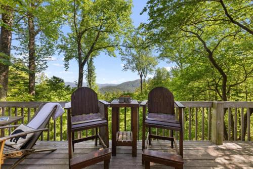 Walnut Mountain House | Bear Point