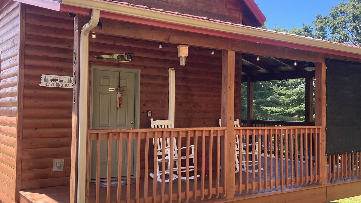 Campton Cabin | Bearadise in the Red, Wifi, Hot Tub, great proximity to Red River Gorge