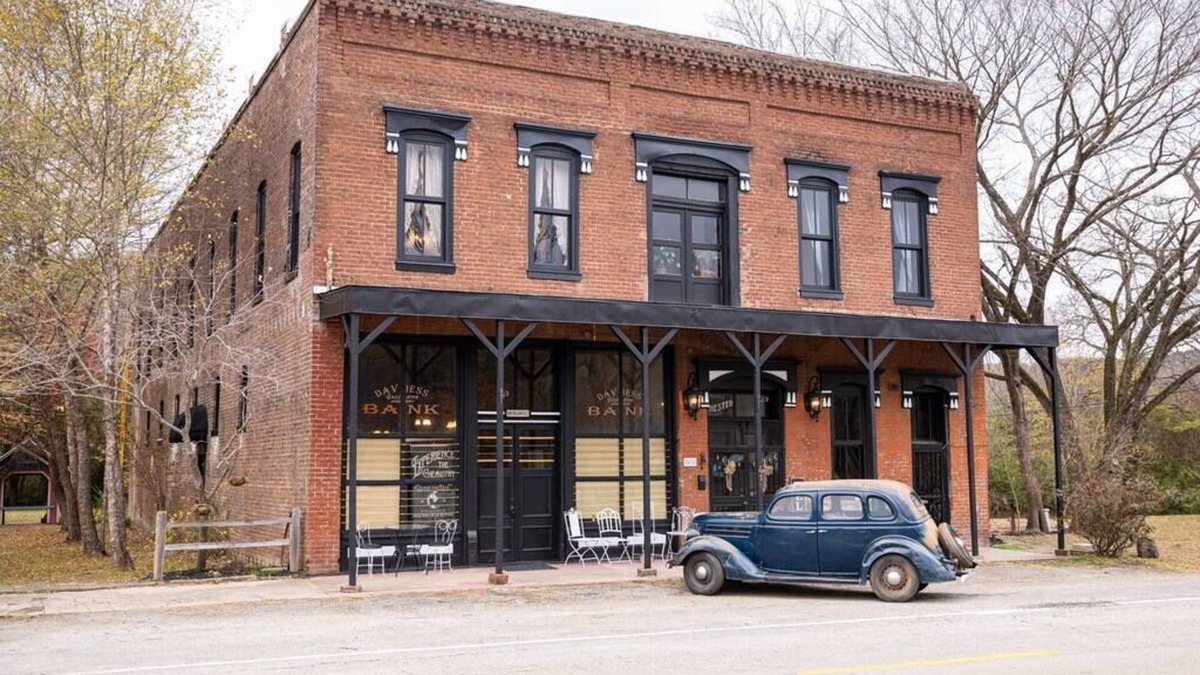 Chester Bed & Breakfast | Beard and Lady Inn, Chester, AR, Ozarks, All Beds