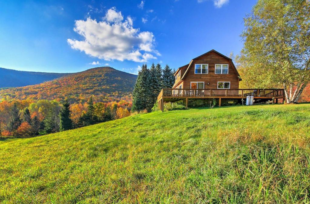 Fleischmanns House | Bearpen Lodge on 125 Acres - Near Belleayre Mtn!