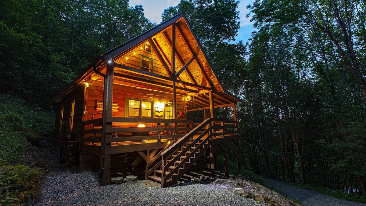 Zionville Cabin | Beat the Summer Heat in your own 3 acre Forest!