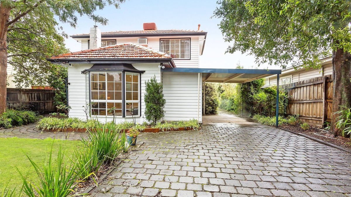 Beaumaris House | Beau Bay houses beaumaris