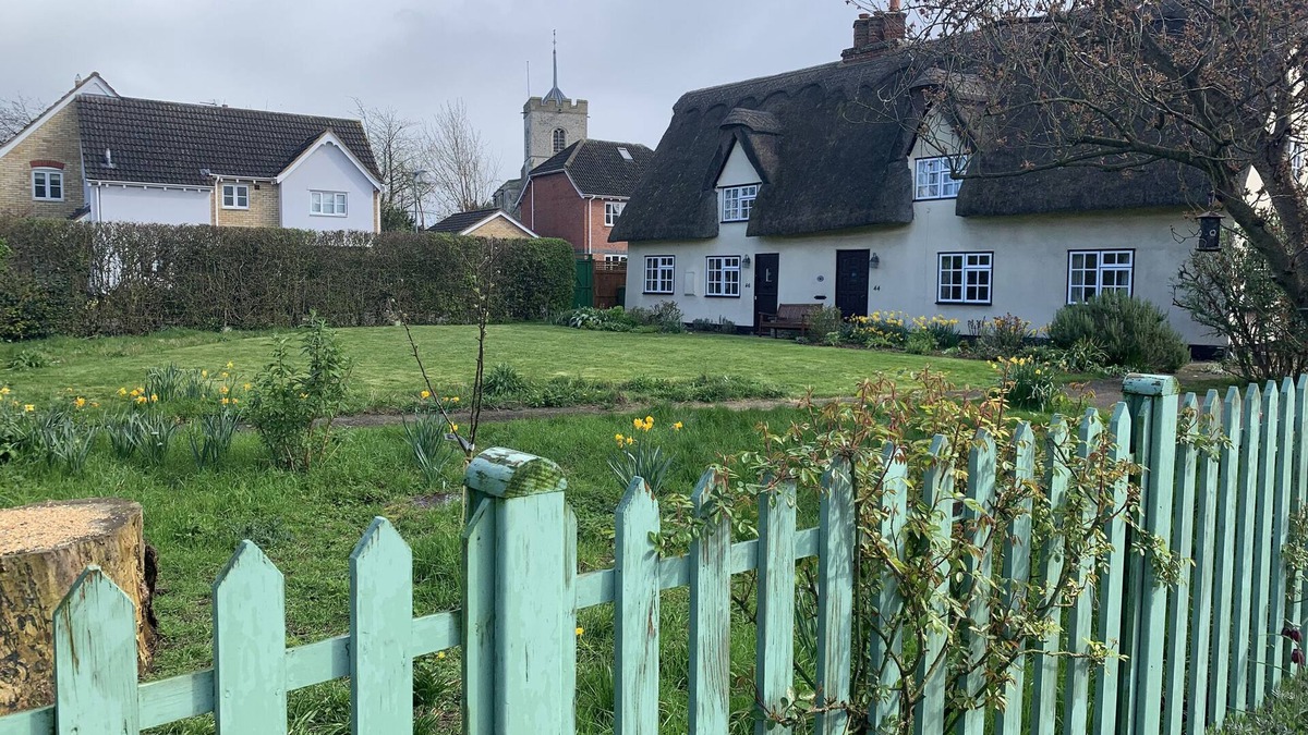 Shepreth Cottage | BEAUMONT'S COTTAGE, family friendly in Foxton, Cambridgeshire