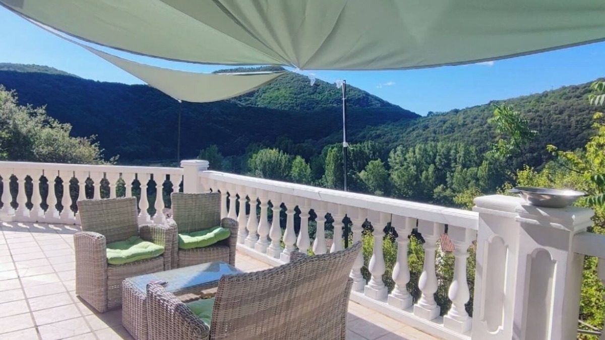 Saint-Etienne-Estrechoux House | Beautiful country house with terraces and garden 15 km LAMALOU 35 km SALAGOU