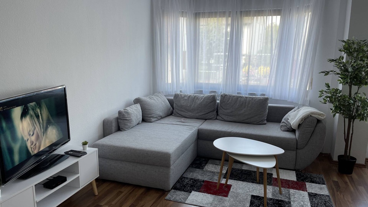 Leinfelden-Echterdingen Apartment | Beautiful 2 room apartment near Stuttgart Airport/Messe/Center/Mitte
