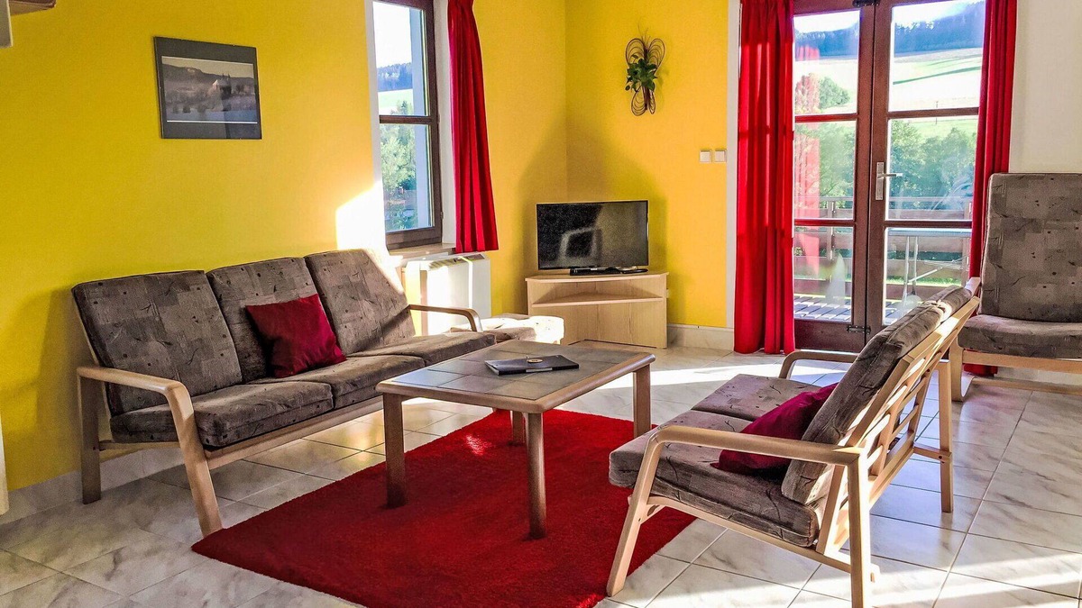 Ceska Metuje House | Beautiful private villa for 8 guests with pool, WIFI, TV, patio, pets allowed and panoramic view
