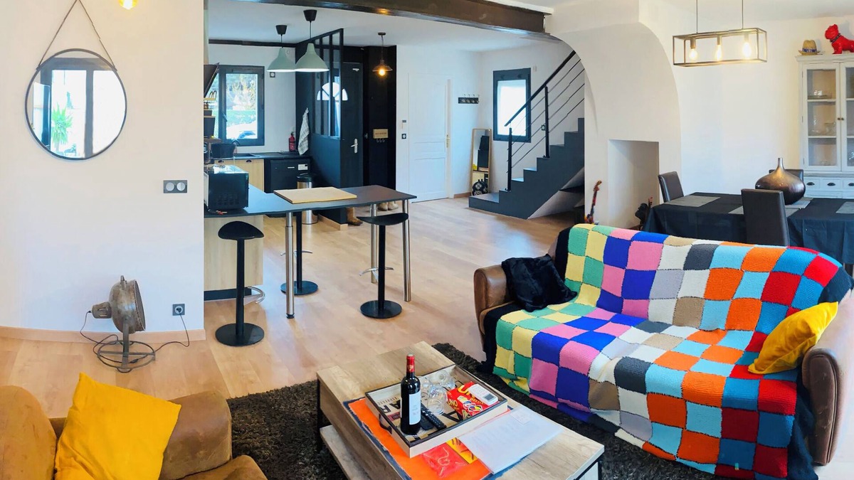 Cenon House | beautiful house with jacuzzi !