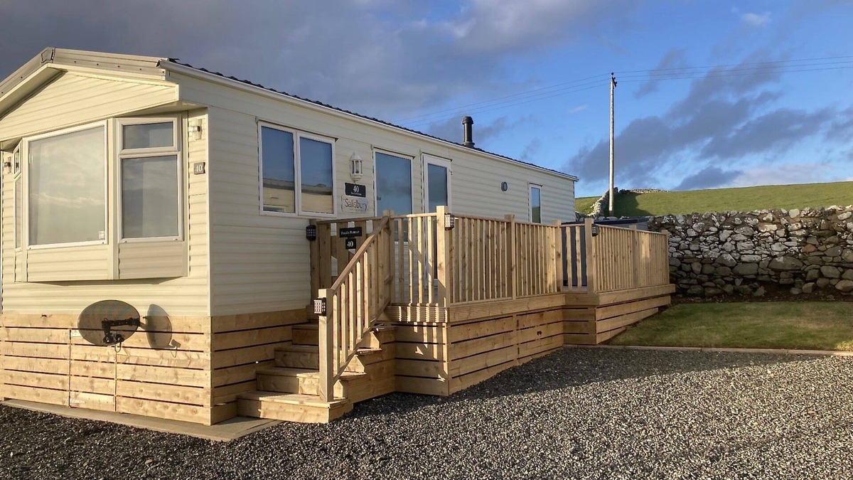 Monreith Cabin | Beautifully Presented 2 Bedroom Static Caravan