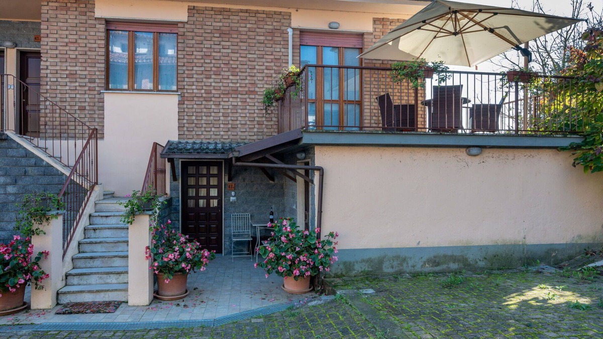 Castagnole Monferrato Apartment | Beautiful apartment for 5 guests with WIFI, A/C, TV, terrace and parking