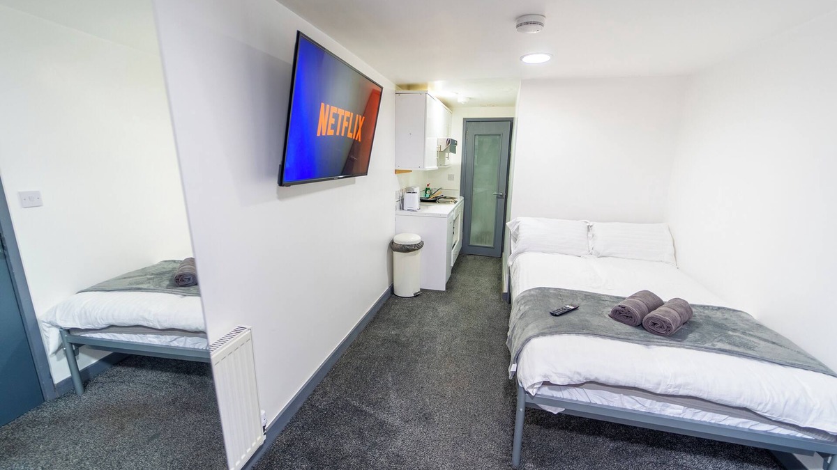 Selly Oak Apartment | Beautiful 1-Bed Studio in Birmingham