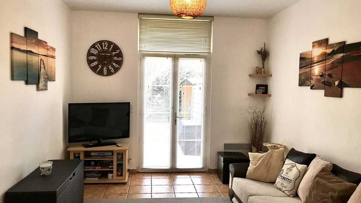 Pleurtuit Apartment | Beautiful 1 Bedroom Gite In Pleurtuit