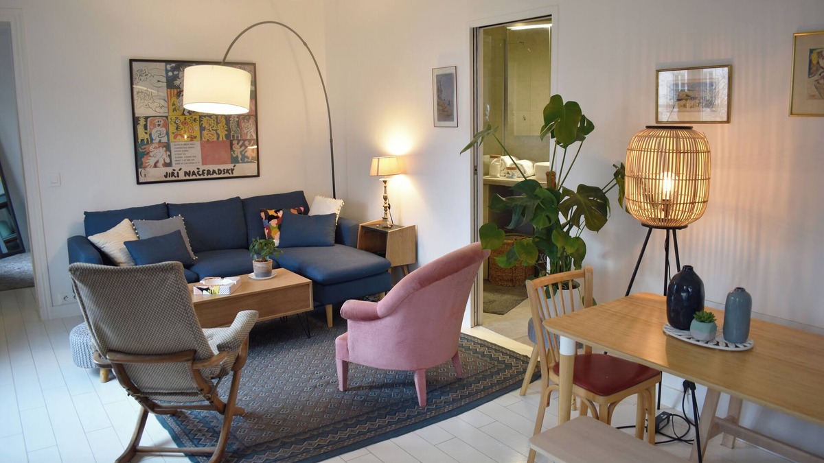 Montparnasse Apartment | Beautiful 1 Bedroom Near Montparnasse Market