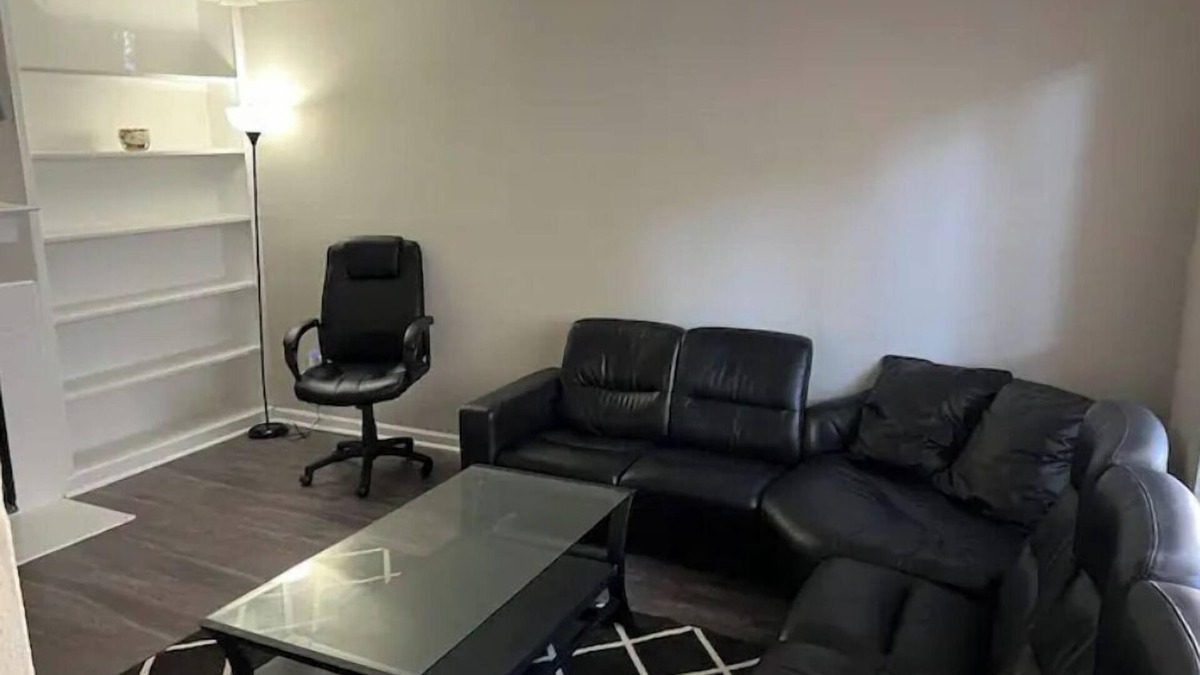 George Bush Park/Eldridge Apartment | Beautiful 1-bedroom Townhome with nice amenities.