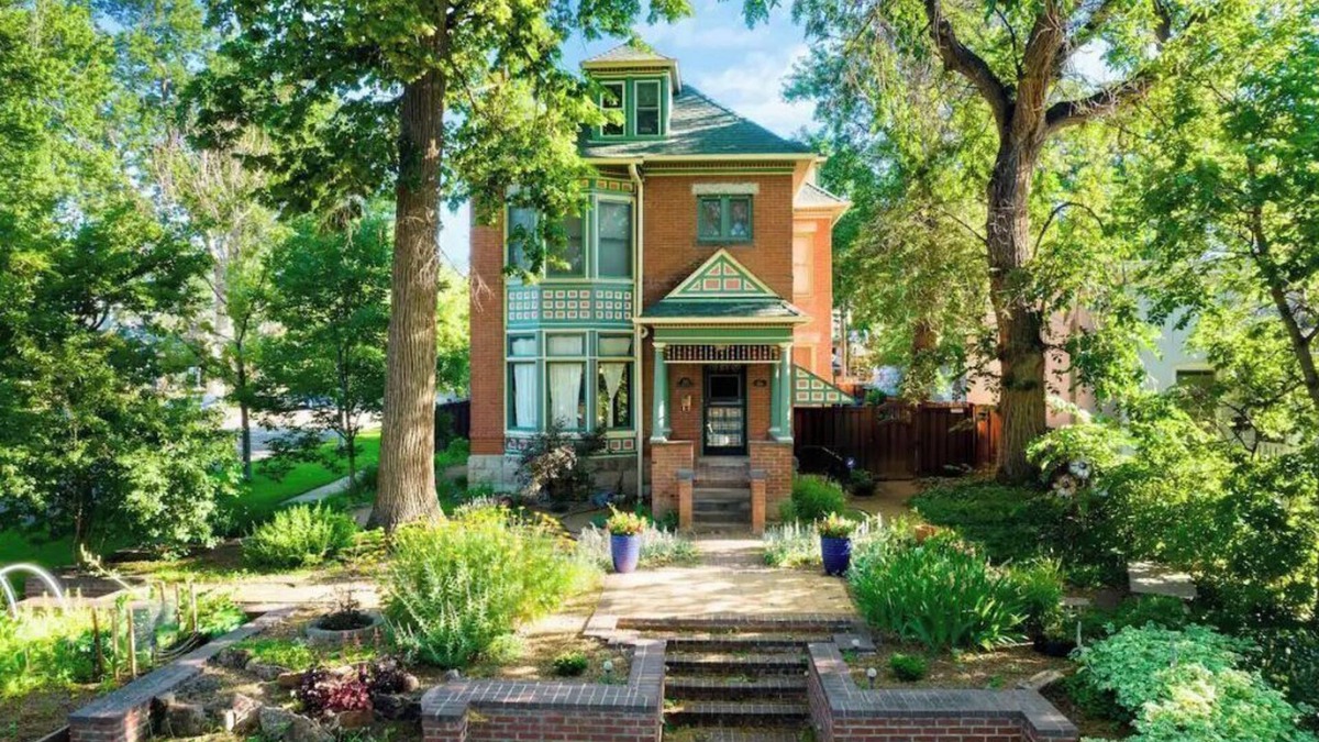 Sloan Lake Apartment | Beautiful 1890 victorian garden unit in the heart of Denver