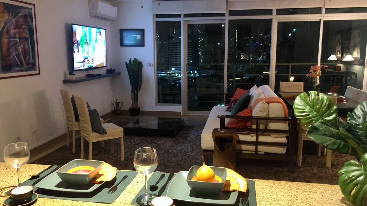El Cangrejo Apartment | Beautiful 1B apt in Trendy Walkable City Neighborhood, Rooftop Pooln