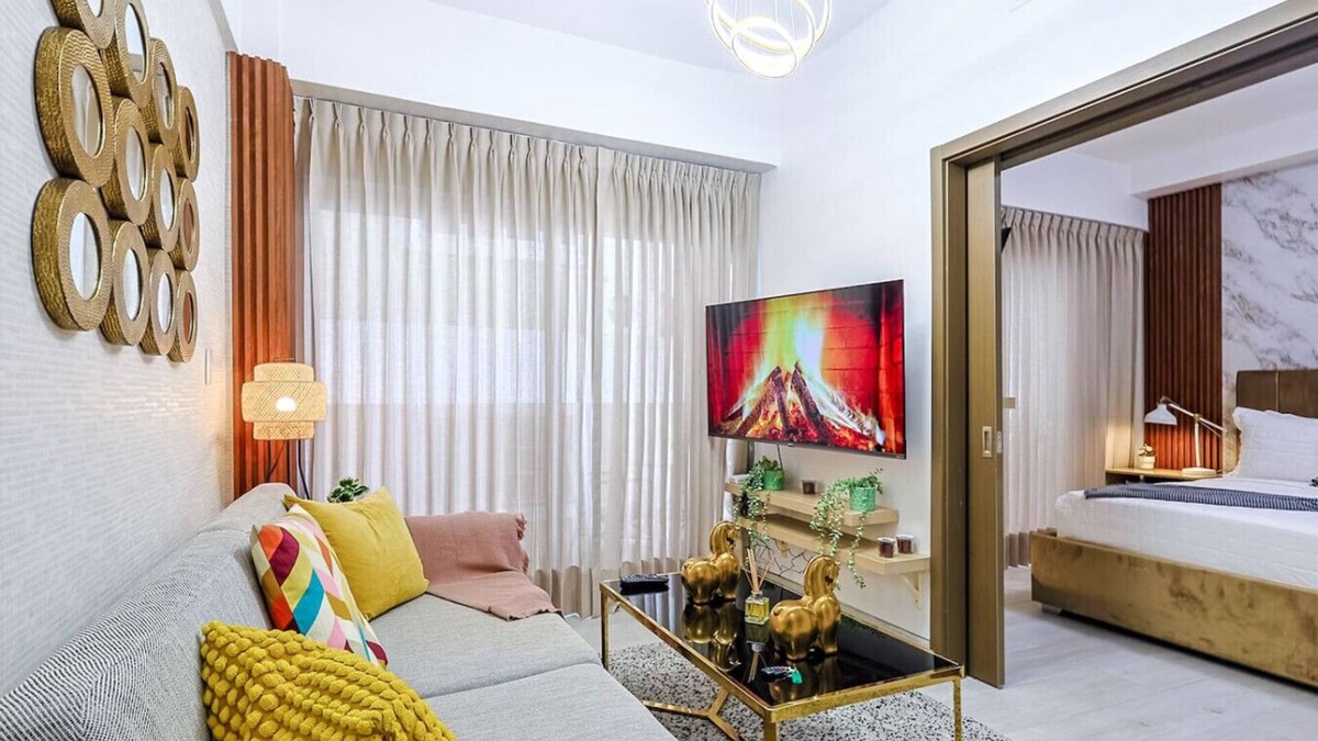 Sarasota Apartment | Beautiful 1BR Apartment, Fast Wi-Fi, Spectacular Rooftop Terrace, Gym, Pool
