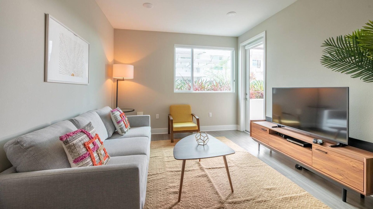 Airport Area Apartment | Beautiful 1BR in Irvine, Parking + Pet-Friendly