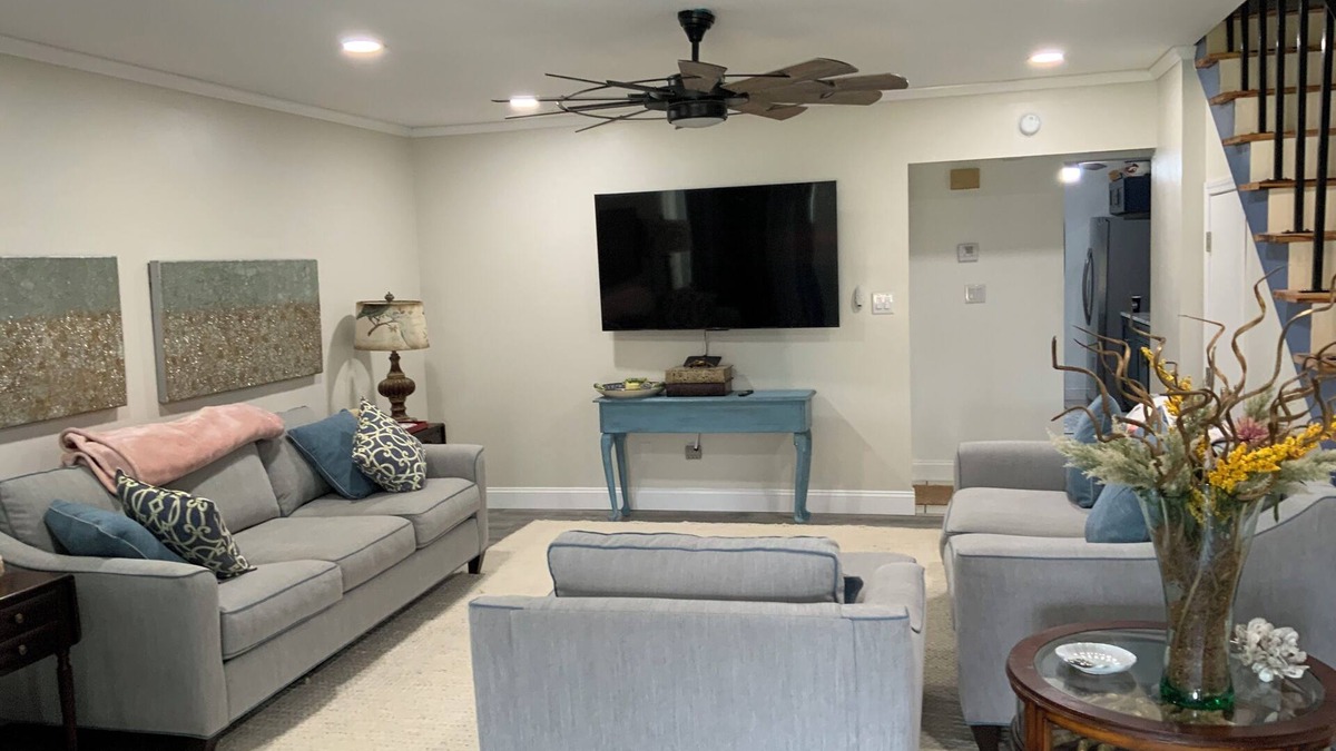 Ono Island House | Beautiful 2 Bd 2.5 bath townhouse backing up to Perdido Bay Golf club.