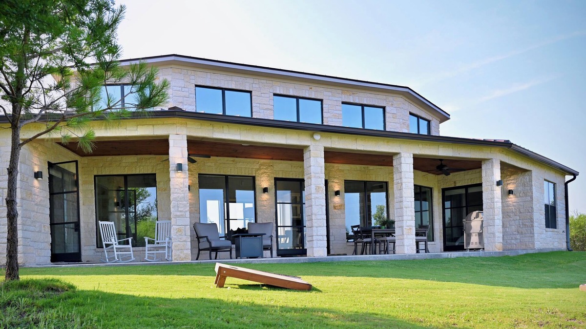 Washington Villa | Beautiful 2-bed/2-bath villa overlooking Texas Winery, one hour from Houston