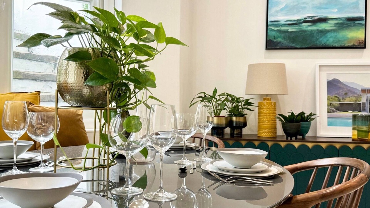 Queen's Gate Apartment | Beautiful 2 bed flat in South Kensington