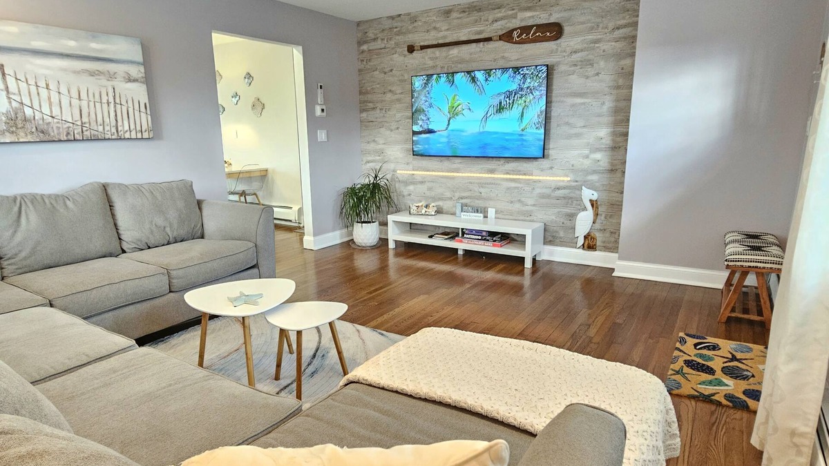 Seaside Heights Apartment | Beautiful 2 Bed Apt w/Parking & Beach Passes - Walk to Beach, Rides, Waterpark