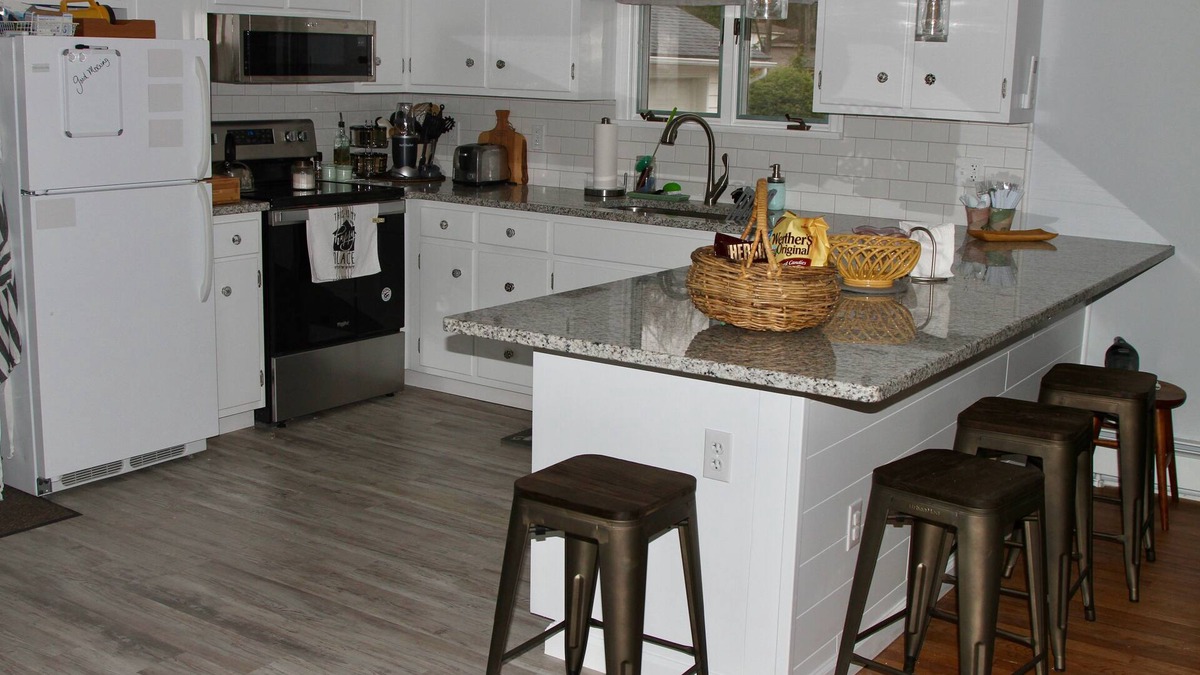 Lehman House | Beautiful 2 Bedroom House with Lake access near Rickett's Glen