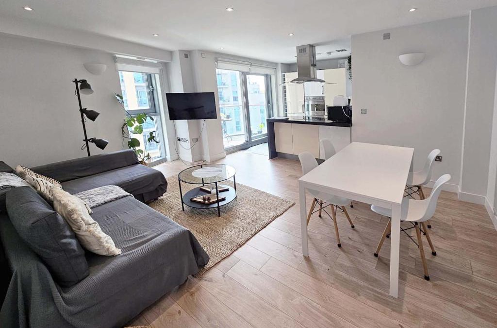 St. Mary's Park Apartment | Beautiful 2 bedroom flat in Battersea