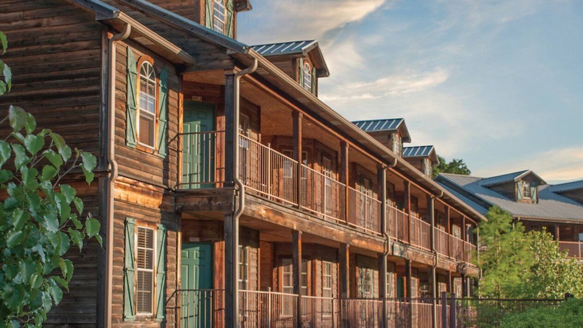Flint Apartment | Beautiful 2 bedroom unit at resort, sleeps 6