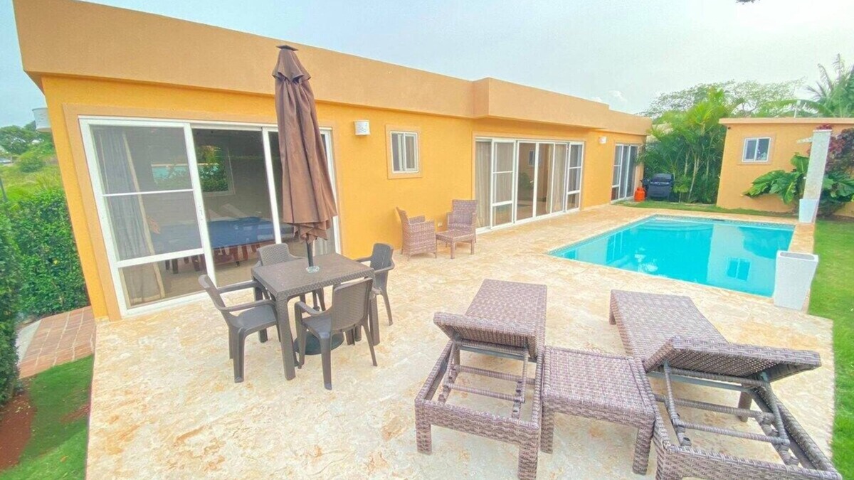 La Mulata Villa | Beautiful 2 bedroom Villa w/Pool - Weekend Special $97+ per day - Tax included