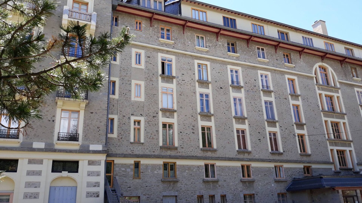 Font-Romeu-Odeillo-Via Apartment | Beautiful 25m2 mezzanine studio Grand Hotel
