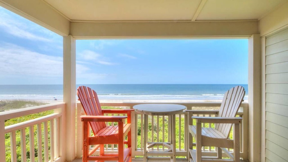 Caswell Beach Condo | Beautiful 2BR/2BA Oceanfront Condo-Beach Steps Away, Pool, Sleeps 5