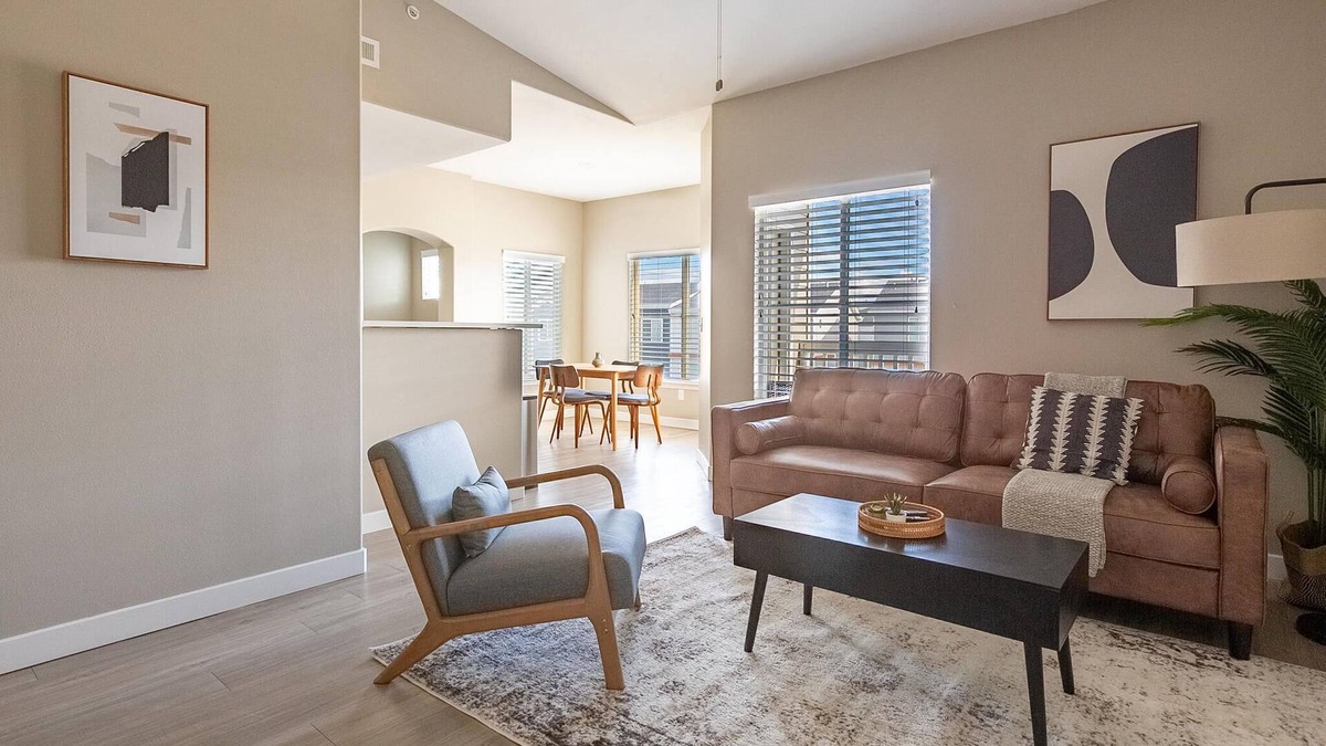 Lakeview Apartment | Beautiful 2BR Apartment in Orem