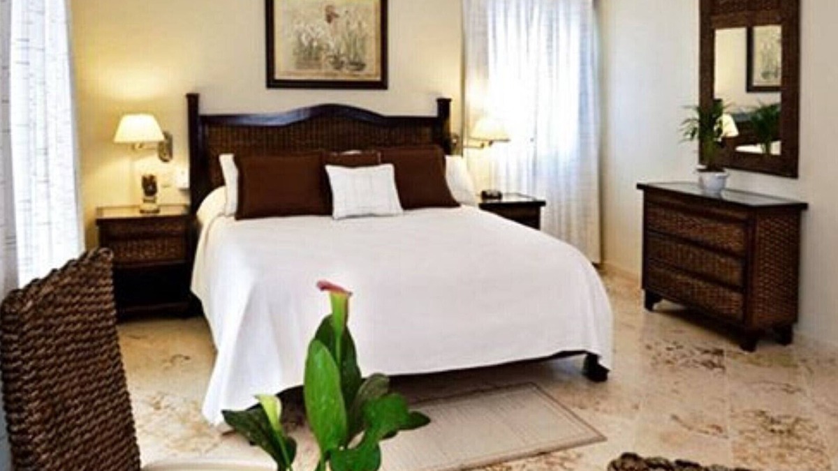 Los Brazos Resort | Beautiful 3 and 4 bedroom Crown Villas/Private Pool, and maid!
