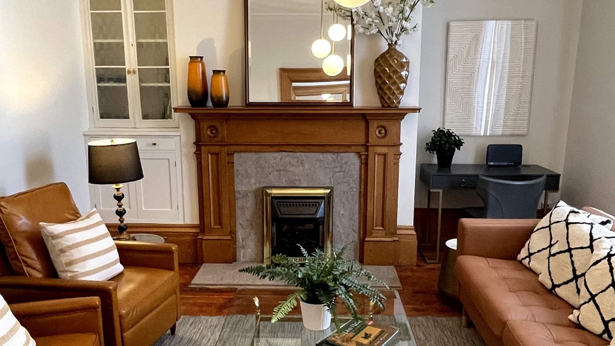 Beasley House | Beautiful 3 Bdrm Heritage Home-mins TO Downtown