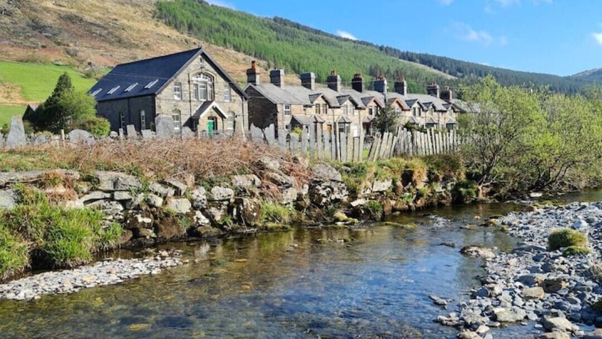 Manod Cottage | Beautiful 3 bed in Snowdonia with mountain views