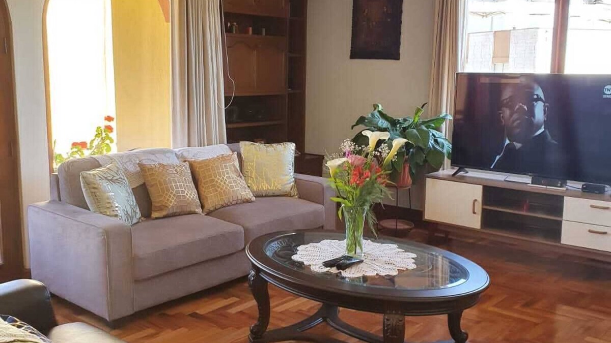 Historical Center Apartment | Beautiful 3-bedroom apartment 4 blocks from the main square of Arequipa!