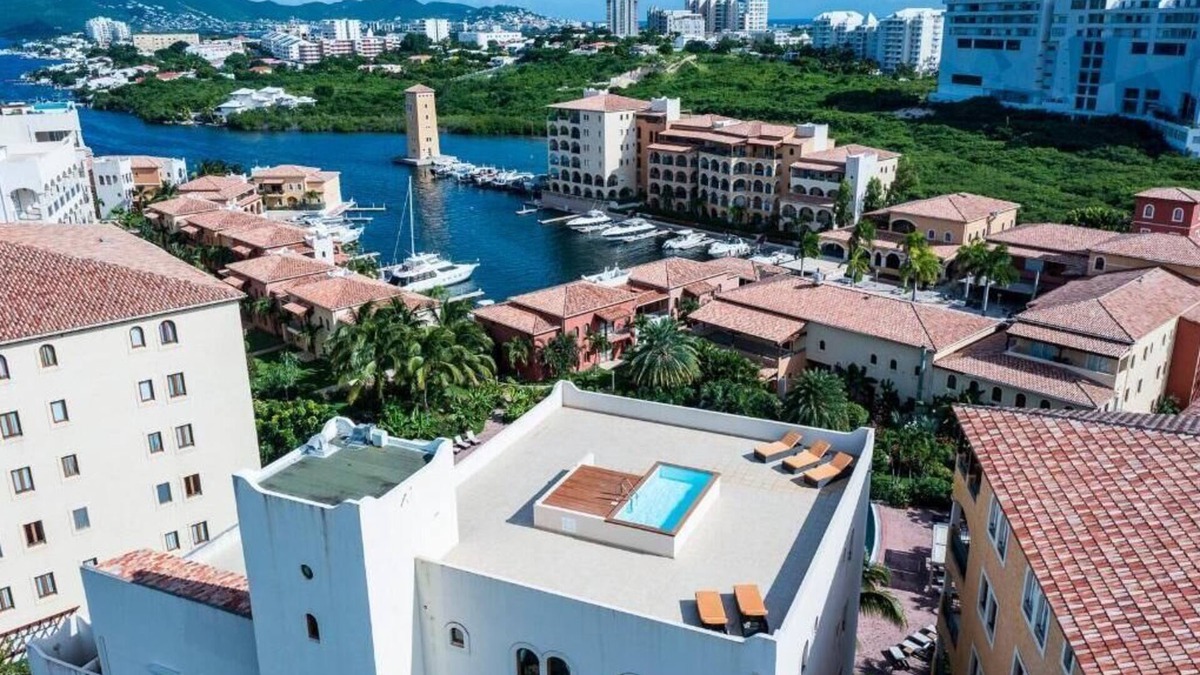 Point Blanche Condo | Beautiful 3 bedroom condo, Syriana with private pool deck at Porto Cupecoy.
